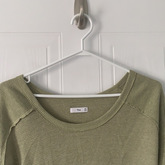 TNA green long sleeve - Picture 2 of 2